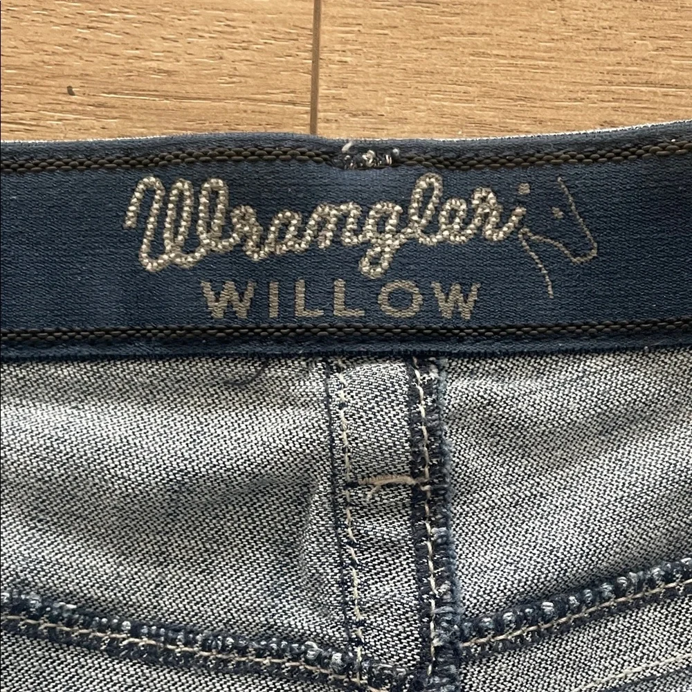 Wrangler Women's Boot Cut Jeans Extra Long - Size 7x38 - Picture 2 of 2